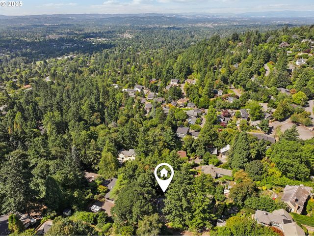3045 Sw GASTON Ave, Portland, OR 97239