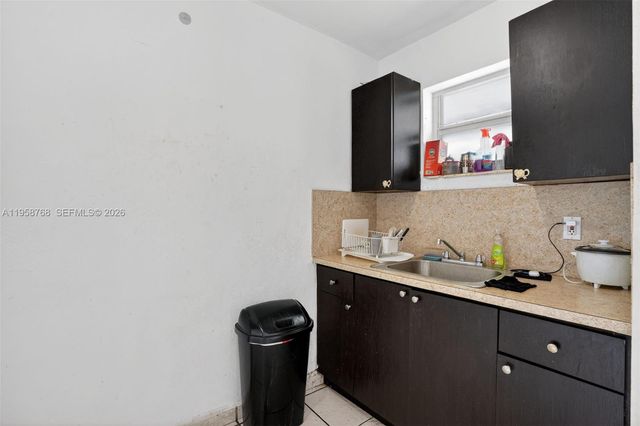 1736 NW 19th Street, Miami, FL 33125