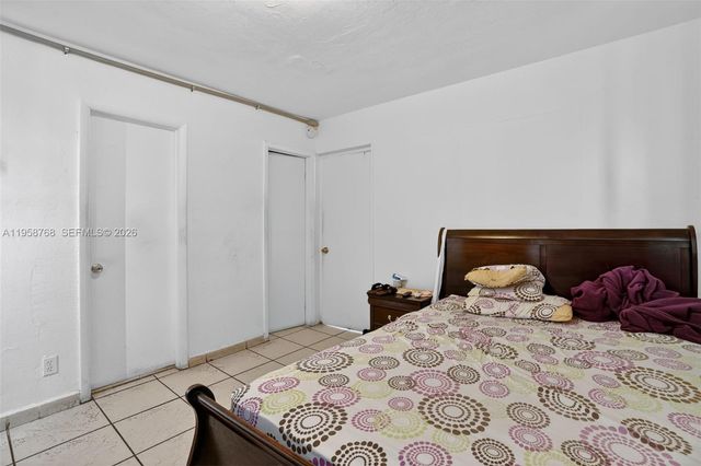 1736 NW 19th Street, Miami, FL 33125