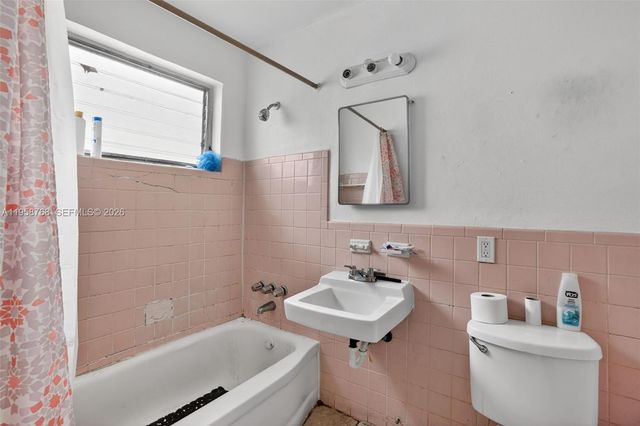 1736 NW 19th Street, Miami, FL 33125