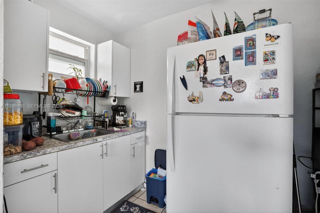 1736 NW 19th Street, Miami, FL 33125