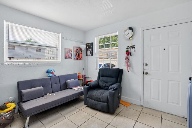 1736 NW 19th Street, Miami, FL 33125