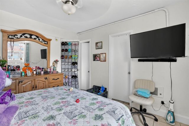 1736 NW 19th Street, Miami, FL 33125
