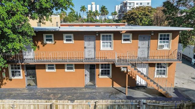 1736 NW 19th Street, Miami, FL 33125