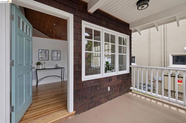 5360 James Ave, Oakland, CA 94618