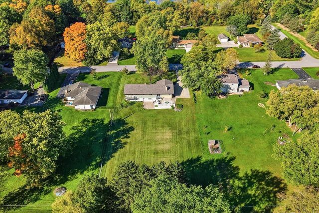 W215N10122 Hickory DRIVE, Colgate, WI 53017