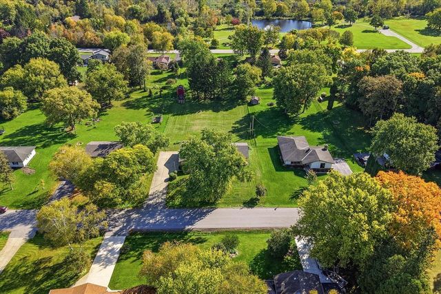 W215N10122 Hickory DRIVE, Colgate, WI 53017