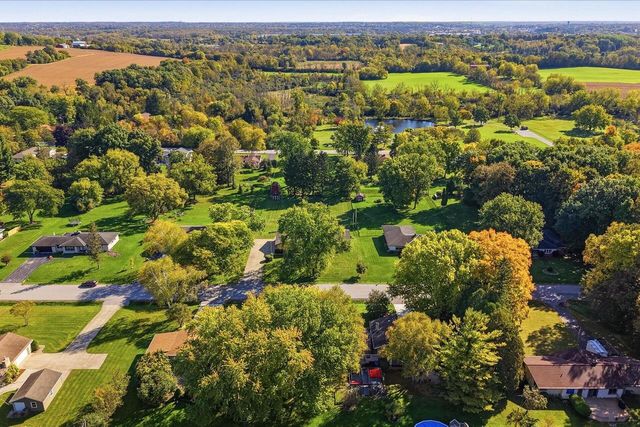 W215N10122 Hickory DRIVE, Colgate, WI 53017