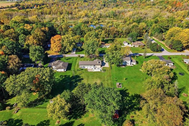 W215N10122 Hickory DRIVE, Colgate, WI 53017