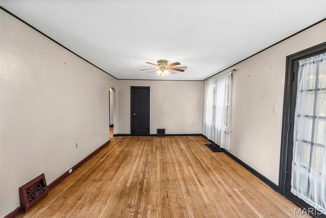 121 N 49th Street, Belleville, IL 62226