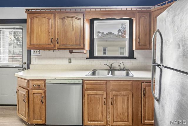 121 N 49th Street, Belleville, IL 62226