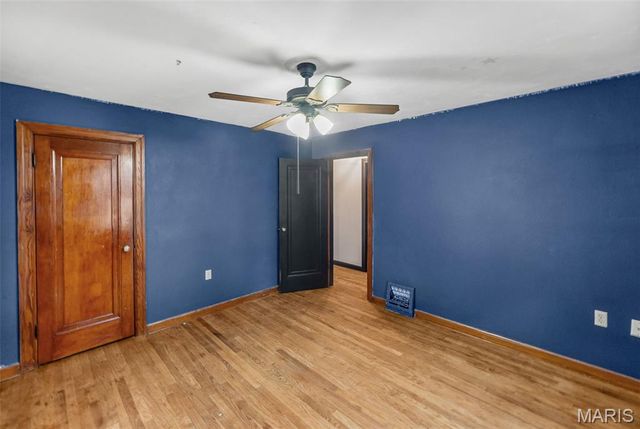 121 N 49th Street, Belleville, IL 62226