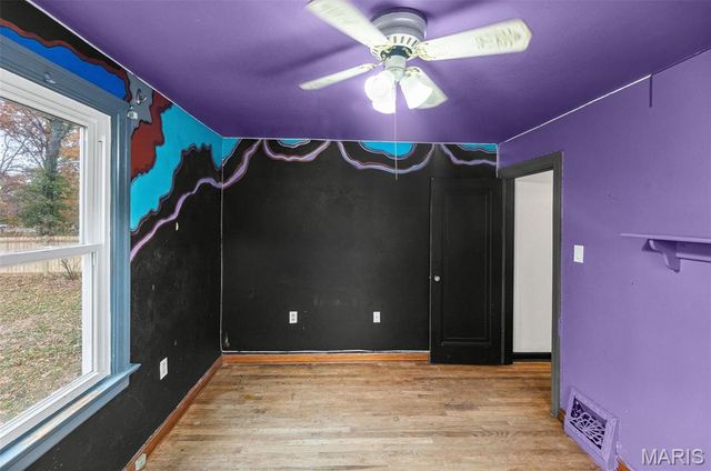 121 N 49th Street, Belleville, IL 62226