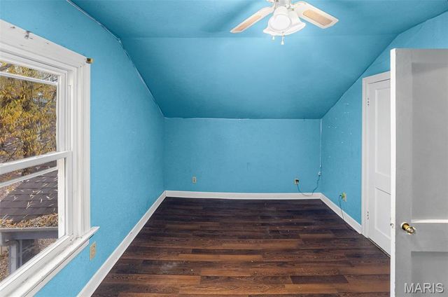 121 N 49th Street, Belleville, IL 62226