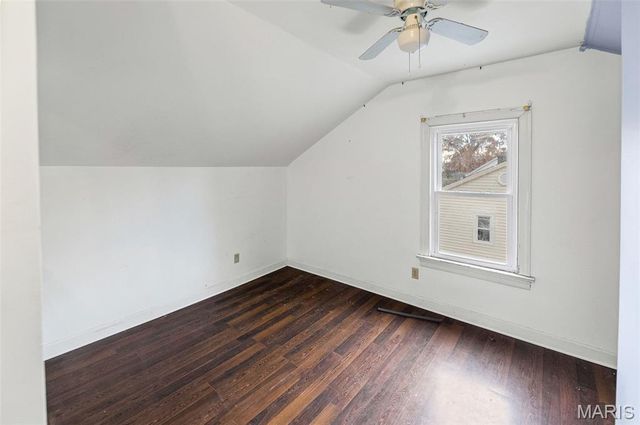 121 N 49th Street, Belleville, IL 62226