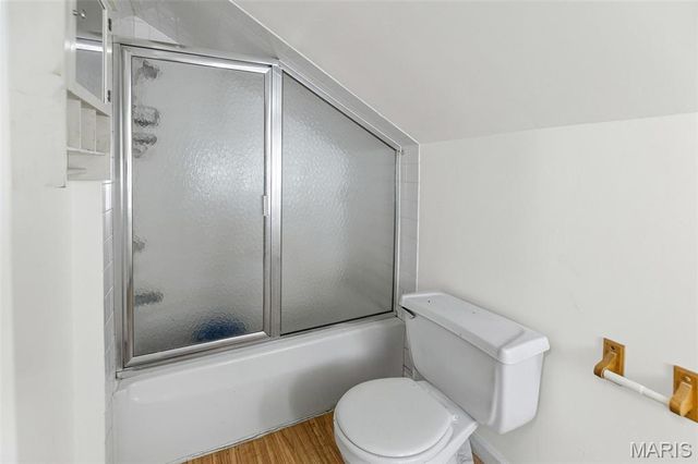 121 N 49th Street, Belleville, IL 62226