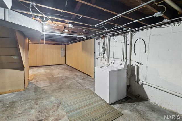 121 N 49th Street, Belleville, IL 62226