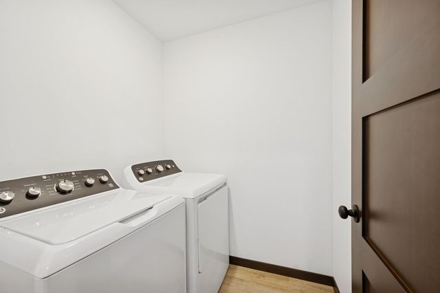 18050 Walnut Circle, Big Lake, MN 55309