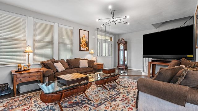 347 BAILEY AVE, Mt Washington, PA 15211