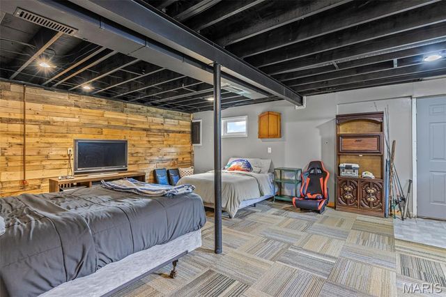 105 Meadow Lane, Festus, MO 63028