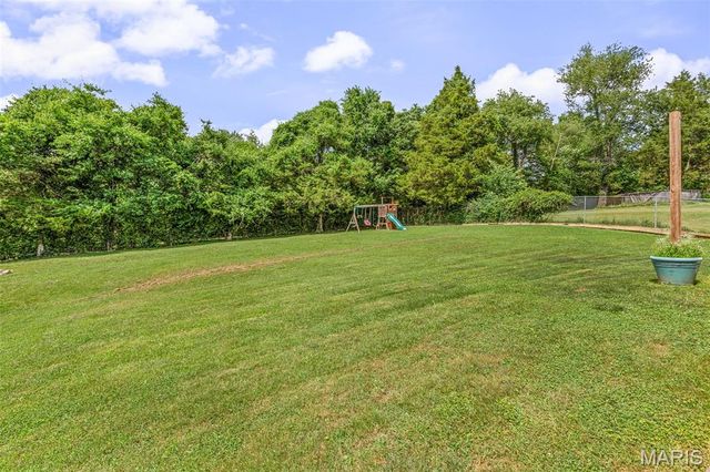105 Meadow Lane, Festus, MO 63028
