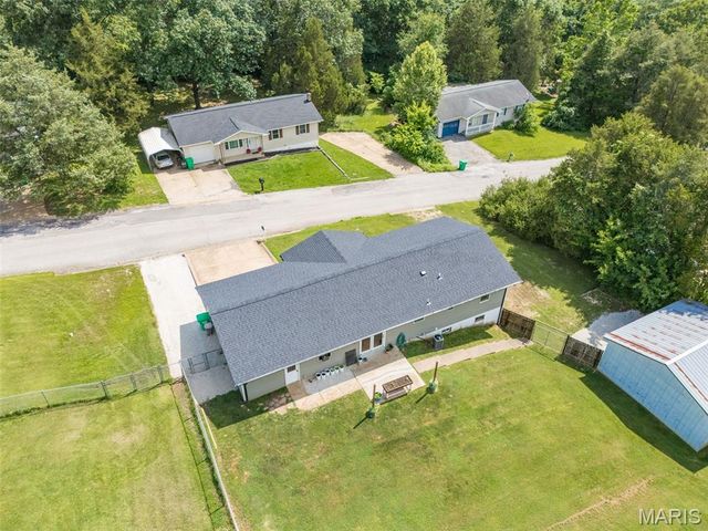 105 Meadow Lane, Festus, MO 63028