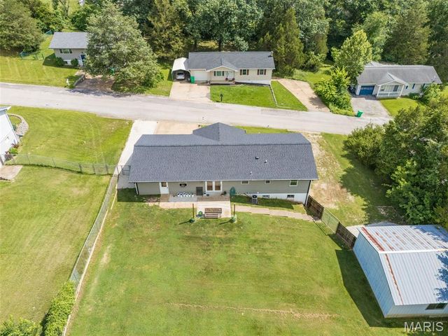 105 Meadow Lane, Festus, MO 63028