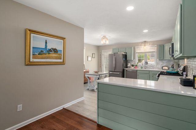 30 Twin Brooks Dr, Easton, MA 02375