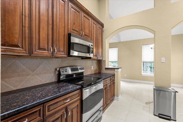 437 Balch RD, Elgin, TX 78621