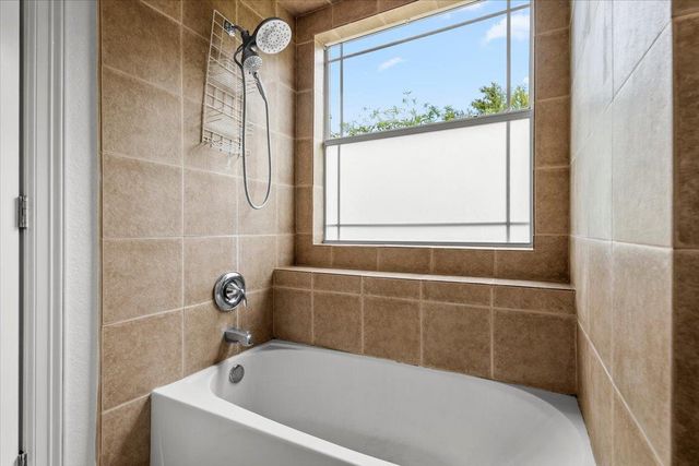 437 Balch RD, Elgin, TX 78621
