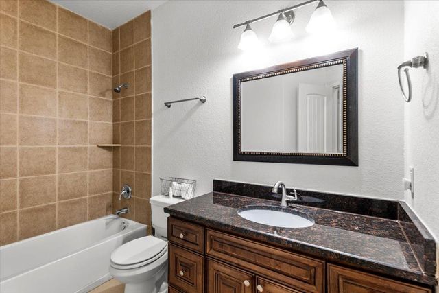 437 Balch RD, Elgin, TX 78621