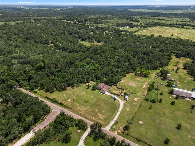 437 Balch RD, Elgin, TX 78621