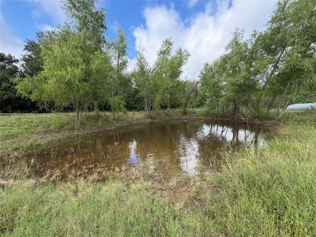 437 Balch RD, Elgin, TX 78621