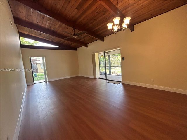 539 Briarwood Cir 2-57, Hollywood, FL 33024