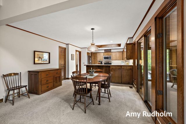 5235 Oakdale Drive, Blendon Twp, MI 49426