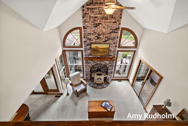 5235 Oakdale Drive, Blendon Twp, MI 49426