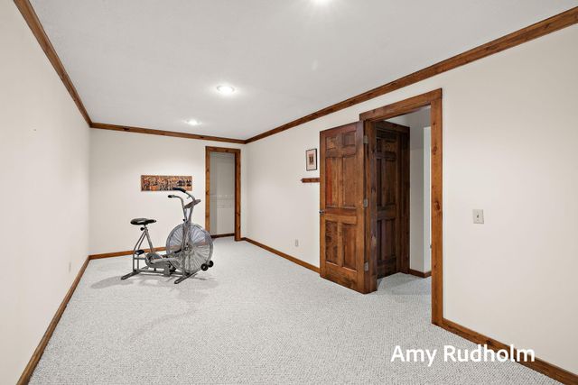 5235 Oakdale Drive, Blendon Twp, MI 49426