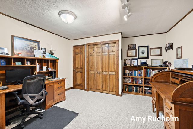 5235 Oakdale Drive, Blendon Twp, MI 49426