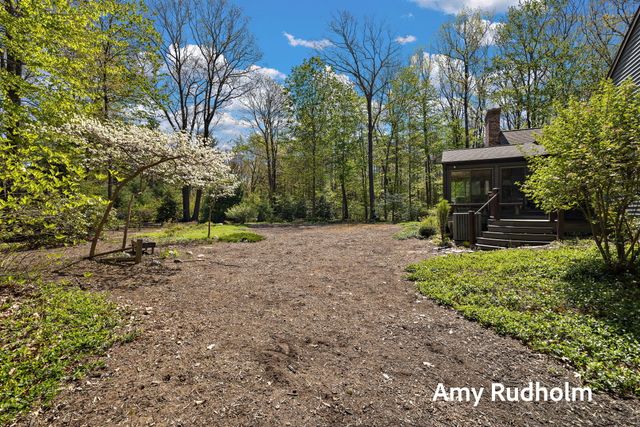 5235 Oakdale Drive, Blendon Twp, MI 49426