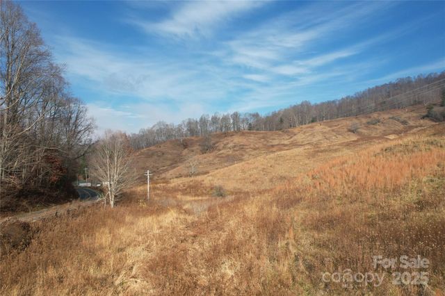 385 Fork Mountain Road, Bakersville, NC 28705