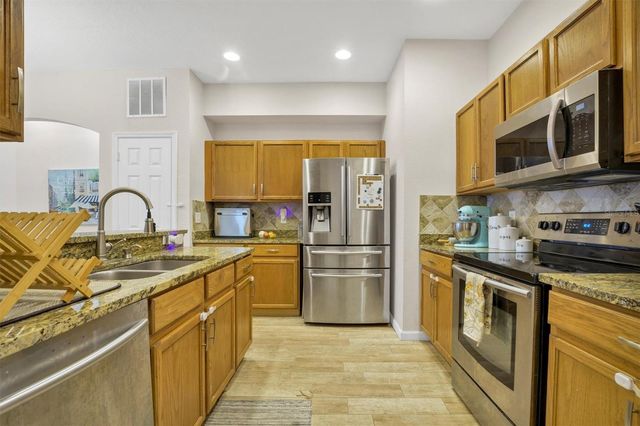 2973 LANGDON LANE N, Kissimmee, FL 34741