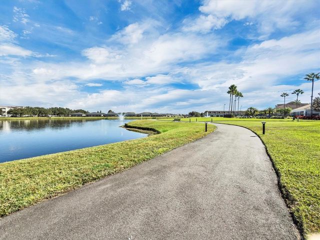 2973 LANGDON LANE N, Kissimmee, FL 34741