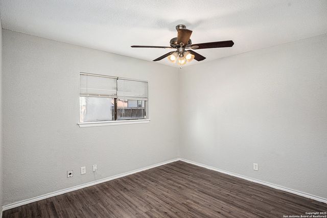 10023 Amber Field, San Antonio, TX 78245