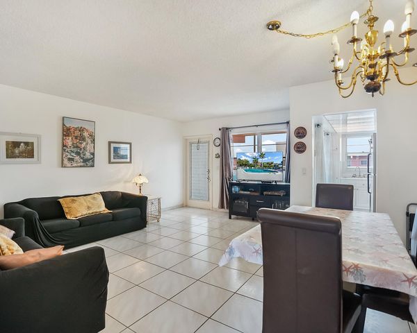 180 NE 12th Avenue 15E, Hallandale Beach, FL 33009