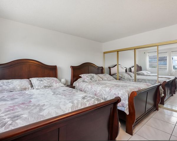 180 NE 12th Avenue 15E, Hallandale Beach, FL 33009