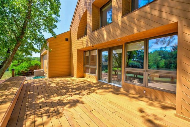 2532 Bigler Circle, Verona, WI 53593