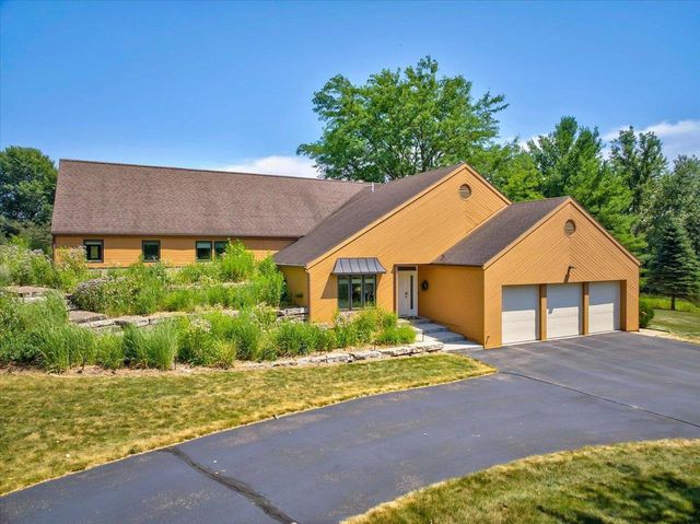 2532 Bigler Circle, Verona, WI 53593