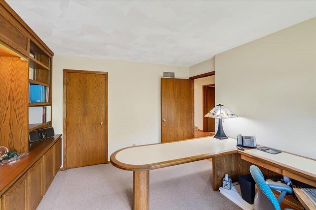 2532 Bigler Circle, Verona, WI 53593
