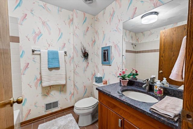 2532 Bigler Circle, Verona, WI 53593