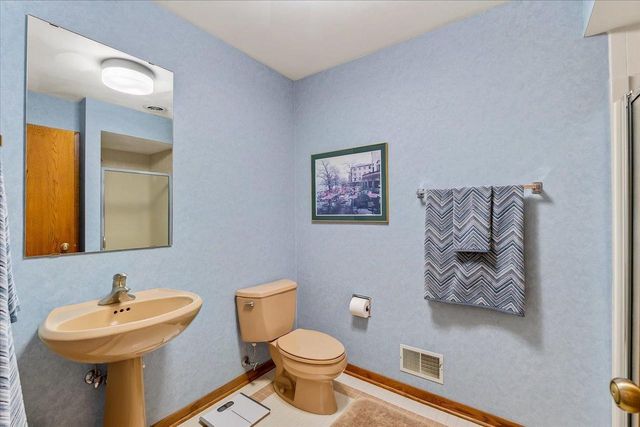 2532 Bigler Circle, Verona, WI 53593